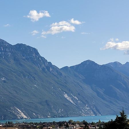 Appartamento Peace&Lake Riva del Garda Exterior foto