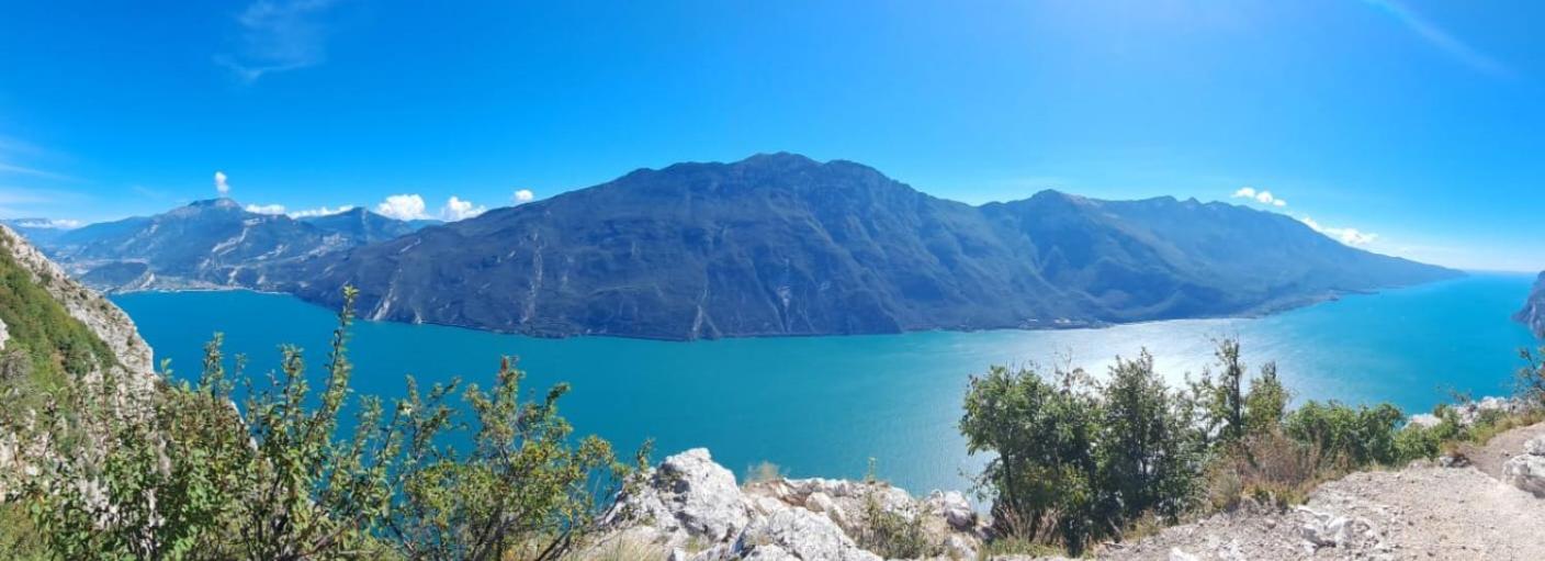 Appartamento Peace&Lake Riva del Garda Exterior foto