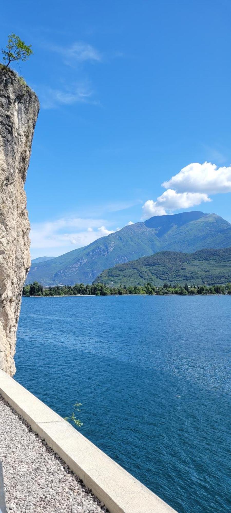 Appartamento Peace&Lake Riva del Garda Exterior foto